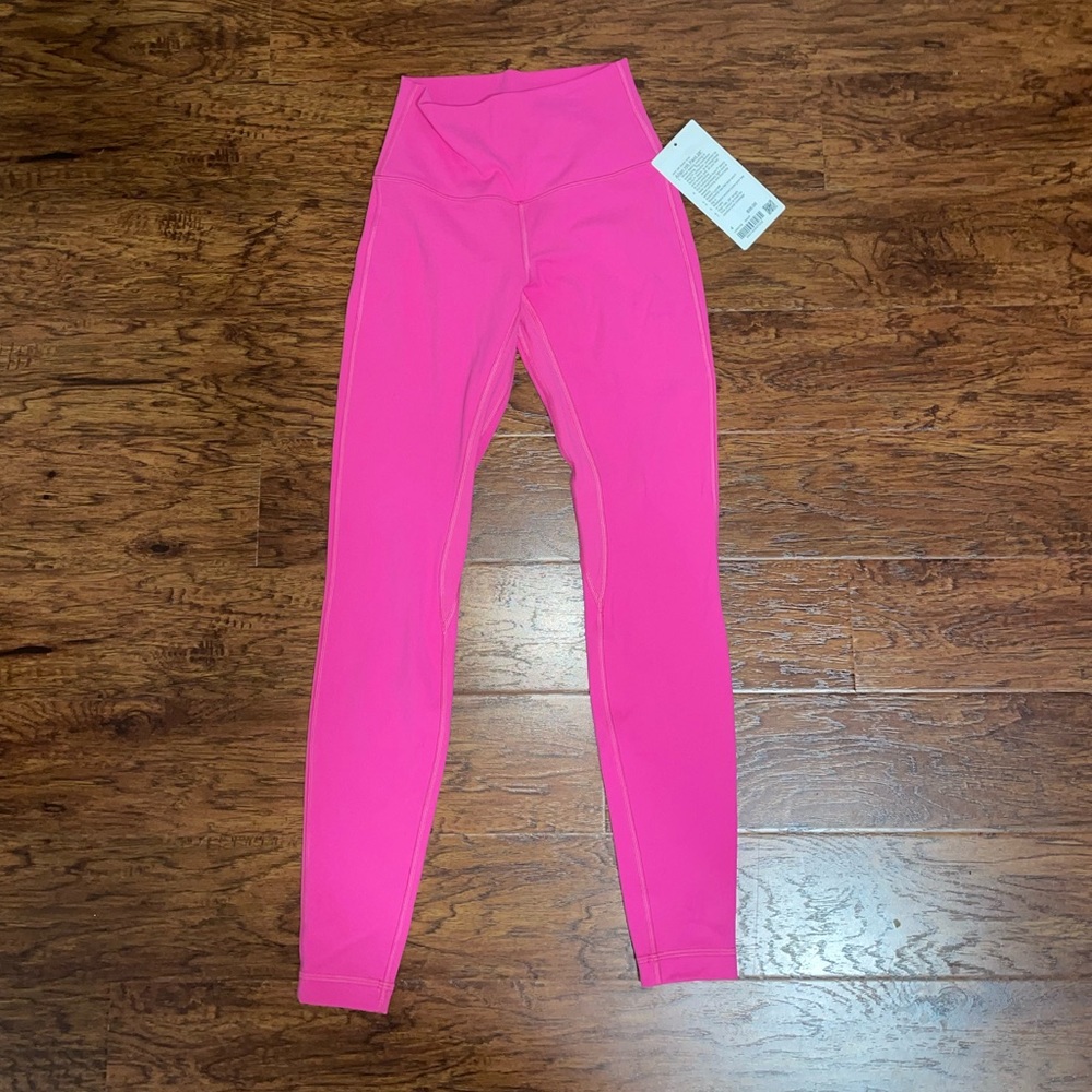NWT sonic pink lululemon align 28in size 4